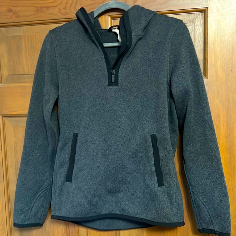 Lululemon pullover